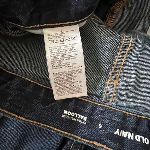 Old Navy Extra High-Waisted Non-Stretch Balloon Jeans NEW Size 6 - Picture 7 of 7
